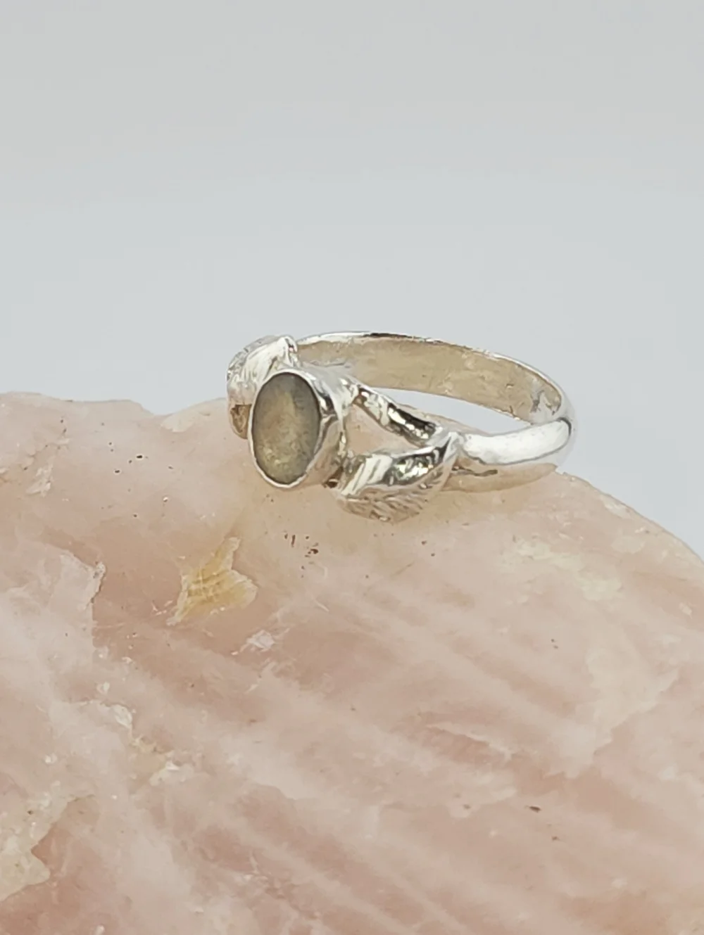 LABRADORITE RING HANDMADE WITH STERLING SILVER RECYCLED METAL SZ 7